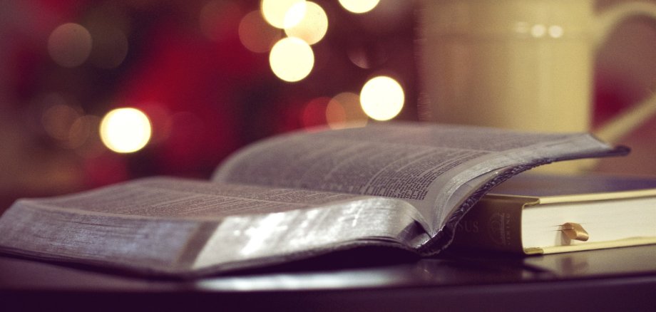 bible-1149924_1920.jpg