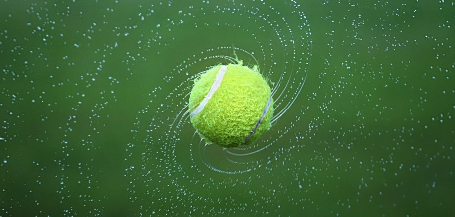 tennis-1381230_1920.jpg